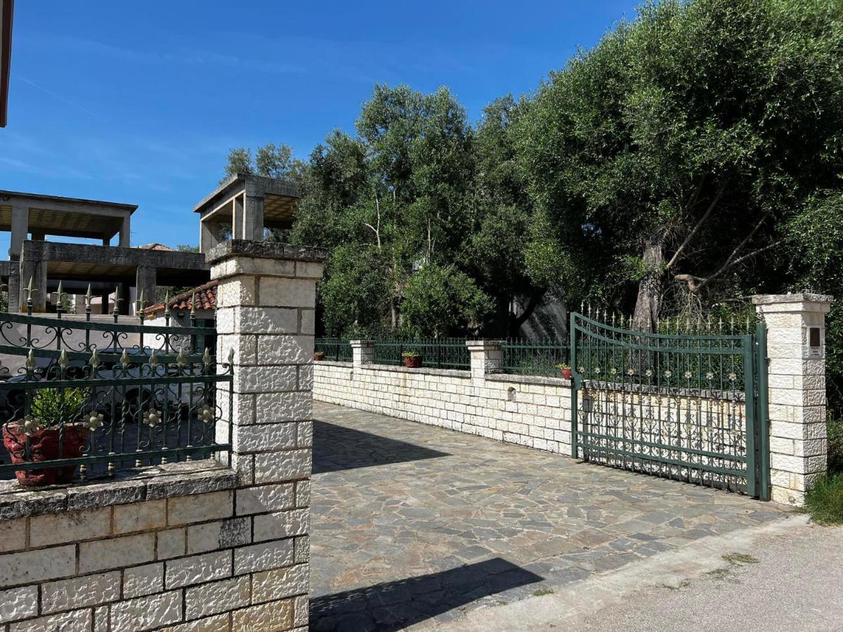 Dionysus Apartments & Studios Sívota Exteriör bild